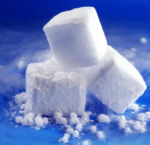 干冰在食品行業(yè):創(chuàng)新應(yīng)用與保鮮變革